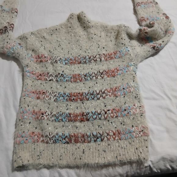 Maurices Medium Multicolor Long-Sleeved Sweater Metallic Thread Easy Care - Picture 8 of 13